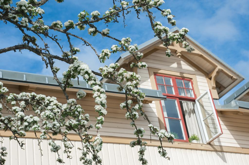 Ronneby Brunnspark Vandrarhem Och B&B Exterior photo